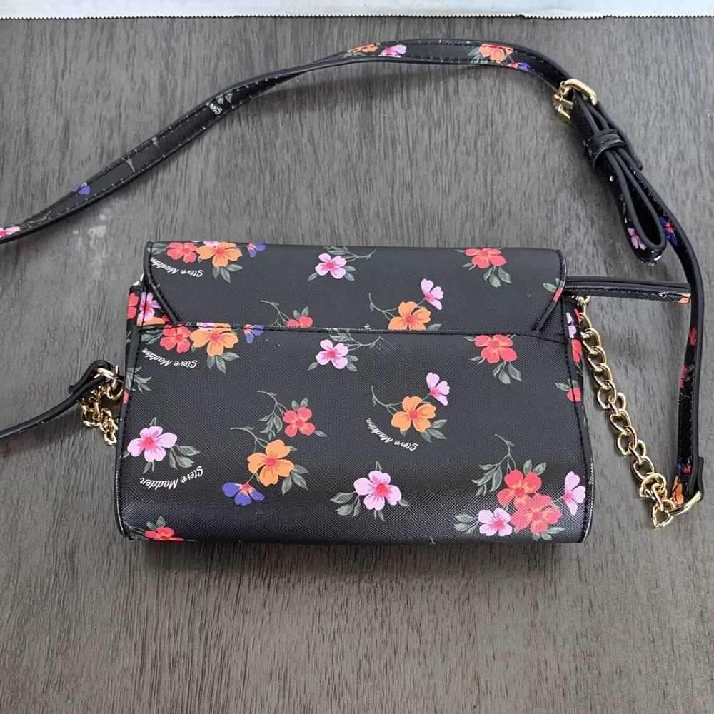 Steve Madden Black Floral Crossbody Bag - Picture 4 of 5